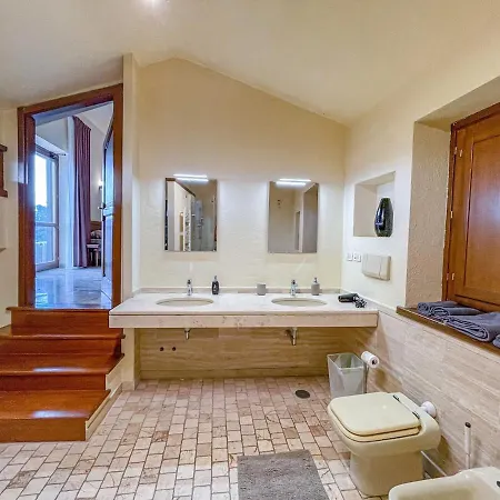 In With Pool & Parking Near Rome Apartment