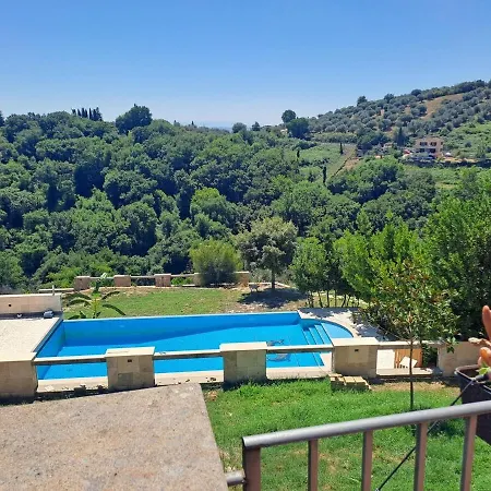 Apartment In With Pool & Parking Near Rome *